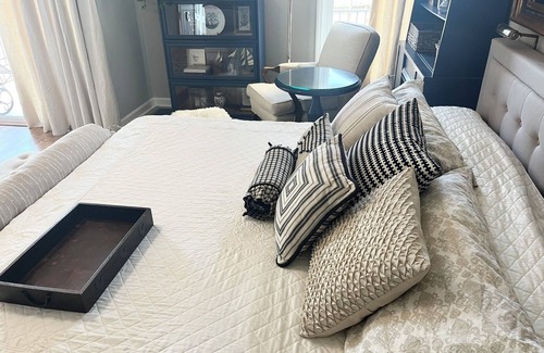Washington House | Shananegins on the River, Pet Friendly! 🐶
