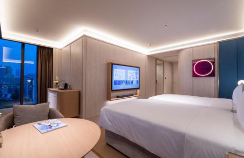 Putuo Hotel | Shanghai Changfeng Business District Orange Crystal Hotel