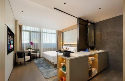 Changning Hotel | Shanghai Hongqiao Guanhua Hotel - Beixinjing Subway Station