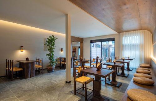 Shangri-La Hotel | Shangri-la Nine Shepherds Oxygen Retreat