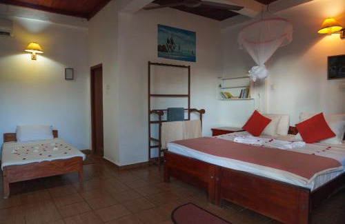 Unawatuna House | Shanthi Beach Resort