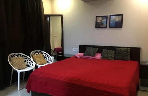 Hosur Bed & Breakfast | Shanthi Nagar West Home