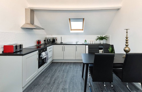 Alvaston Apartment | Shardlow Road - Radiant 1Bedroom Apartment equipped with a flat TV and free Wifi