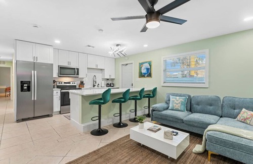 Cocoa Beach House | Shark Tank Cocoa Beach 4 2BR Units 8BR Total Each Sleeps 5 Walk to Beach