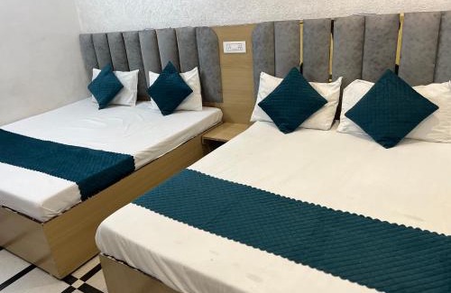 Amritsar Hotel | Sharma's BNB