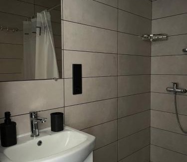 Izki House | Shatiz