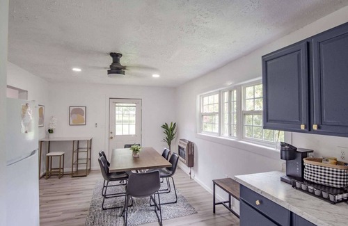 Monteagle House | Shea's Chalet - Cozy home in Monteagle, TN