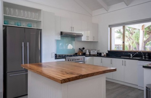 Prevelly House | Shearwater - by the beach
