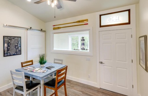 Sheboygan Apartment | Sheboygan Getaway with Deck and On-Site Lake Access!