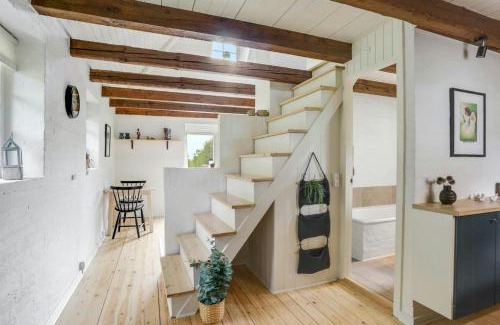 Vodskov House | Sheena's Cabin In The Heart Of Hammer Bakker