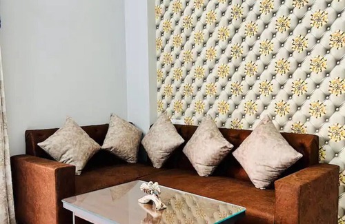 Jaipur Apartment | Shekhawati Suite Near Rangoli Gardens