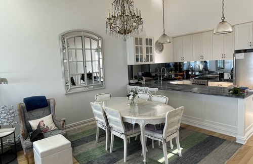 Warilla House | Shellharbour Waves - Amazing Beach Front Views
