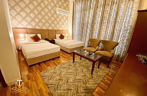 F-8 Sector House | Shelton Guest House