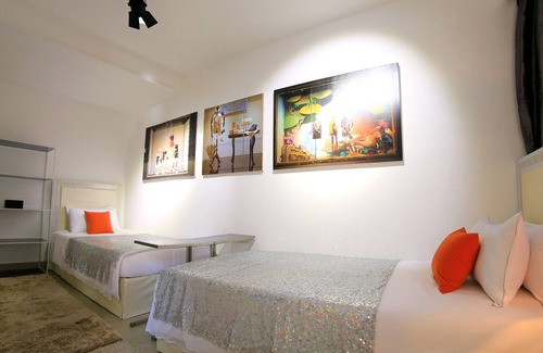 Luohu House | Shenzhen Villa · SUPERB LARGE FAMILY+EVENT VILLA+ LARGE ROOFTOP+CAR