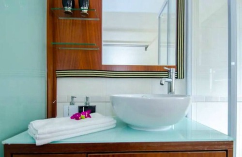 Luohu House | Shenzhen Villa · SUPERB LARGE FAMILY+EVENT VILLA+ LARGE ROOFTOP+CAR