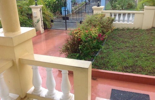 Husbands House | Shep's Room Rentals free WiFi.