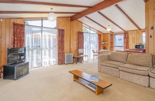 Pauanui House | Sheppard's Rest - Pauanui Holiday Home