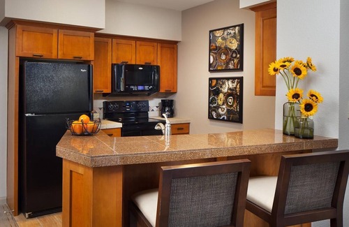 Avon Condo | Sheraton Mountain Vista | 2BR Lockoff Villa