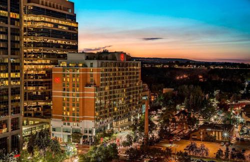 Eau Claire Hotel | Sheraton Suites Calgary Eau Claire