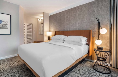 Downtown Wilmington Hotel | Sheraton Suites Wilmington Downtown