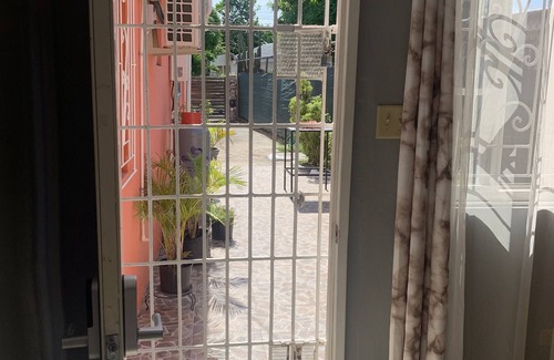 Pembroke Hall Apartment | Sherlene’s home away from home