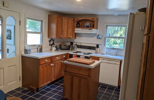 Saugatuck House | Sherm's Shack- A historical, family owned Saugatuck home.