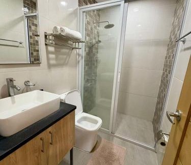 Balibago Apartment | Sheryll Escapes - Angelic Premiere studio with balcony WiFi & Housekeeping