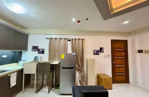 Balibago Apartment | Sheryll Escapes - Kandi comfortable studio with fast WiFi & free housekeeping