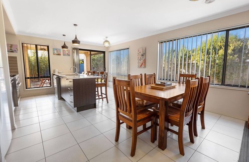 Paynesville House | Shiloh House - Discover the balance of convenience and tranquility