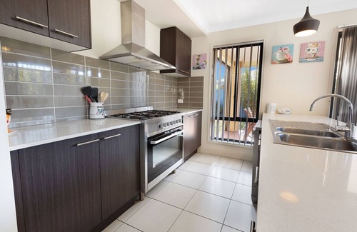 Paynesville House | Shiloh House - Discover the balance of convenience and tranquility