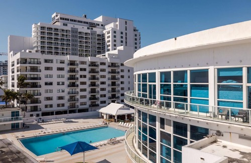 Mid Beach Apartment | Shine Suites Studio 8