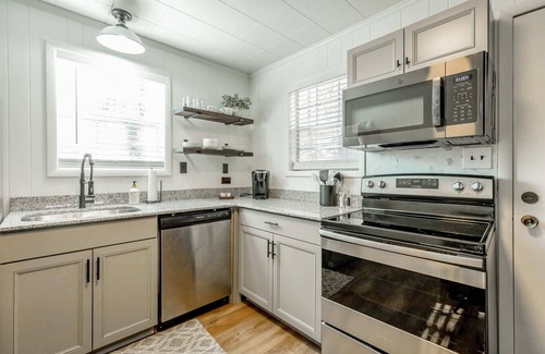Chickamauga Lake Cabin | Shoal up on Sale Creek- Waterfront