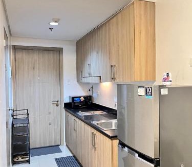 Barangay 76 Hotel | Shore 1 Tower D