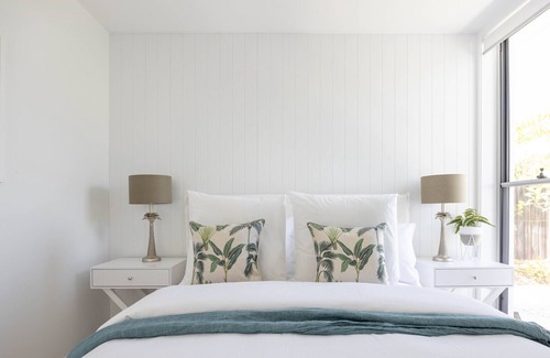 Noosaville House | Shore Haven - A Touch of Paradise