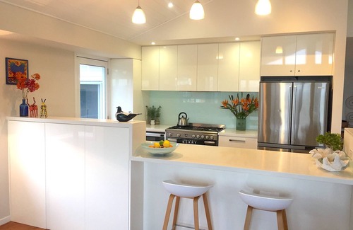 Currarong House | Shore Thing Absolute Waterfront - Currarong. Luxury, family friendly beach house