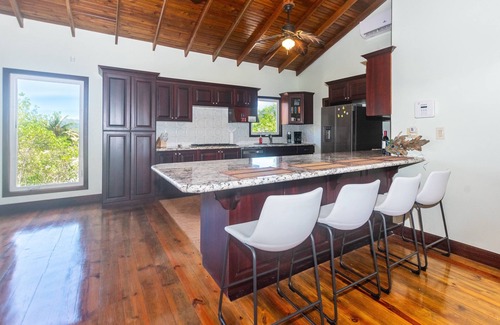 First Bight House | Shore Thing! Unique and spacious 3-bedroom waterfront - Coco View