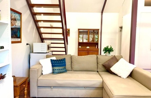 Henley Beach Apartment | Shore to Please 1 bdrm loft apt, Beach, Wifi