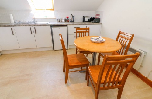 Morecambe Cottage | SHOREFIELDS TWO, pet friendly, country holiday cottage in Heysham