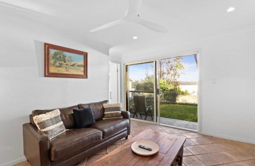 Mannering Park House | Shoreline Serenity Waterfront Home