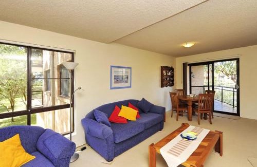 Nelson Bay Apartment | Shoreline Unit 2 1 Intrepid Close