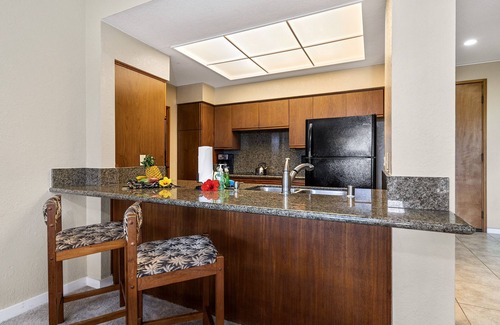 Waikoloa Condo | Shores at Waikoloa 234-Large Condo with Wrap Lanai, Partial Ocean/Golf Views