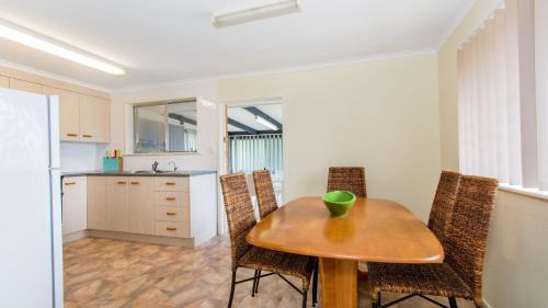 Woorim House | Short Stroll to Surf Beach - North Street, Woorim