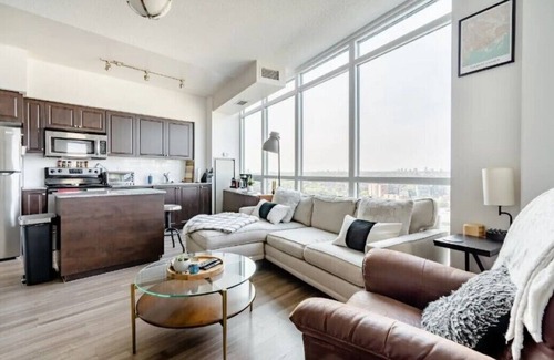 Fort York Condo | Short Term Rentals Available: 2-Bedroom Downtown Toronto Home (Free Parking)