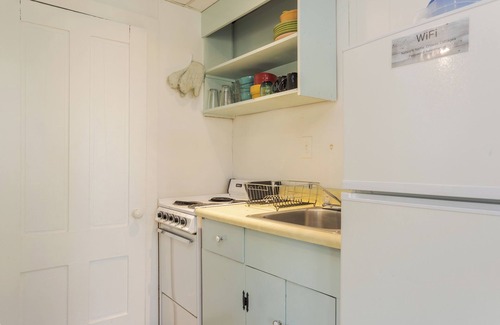 York Beach Cottage | Short Walk to Short Sands & Long Sands! Affordable Vacation in York! #3