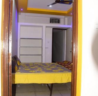 Ujjain House | Shree Gurudham Homestay