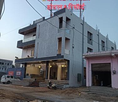 Sikar Hotel | Shree radhe mohan hotel and resort khatushyamji