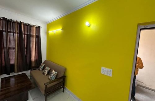 Vrindavan Apartment | Shri Krishna Lok