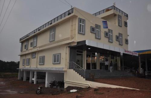 Kushtagi Hotel | Shri lakshmi residency