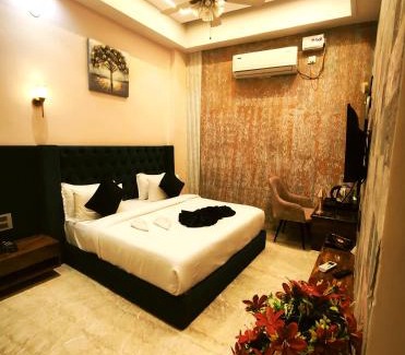 Haridwar Hotel | Shri Shyam Luxury Hotel in Har Ki Paudi
