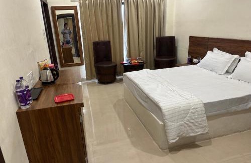 Khilchipur Hotel | Shri Vishwanath Resort